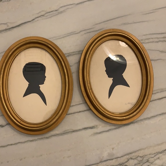 Vintage Other - Vintage Gold Silhouette Oval Frames 5x7